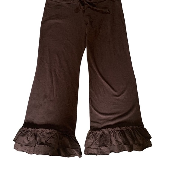 Aurora wear brown bloomers - Picture 2 of 3